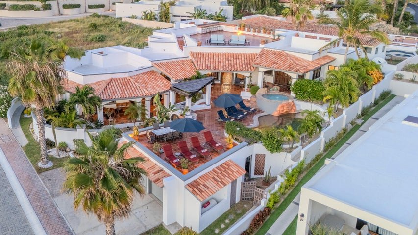 Explore Cabo Corridor Homes, Condos and Communities