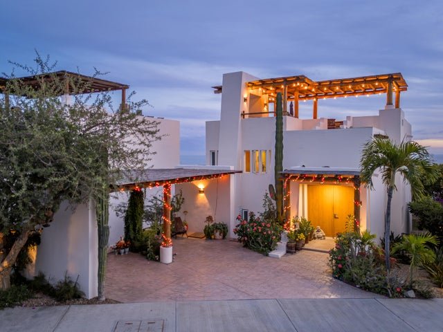 La Vista Condos and Homes for Sale - Real Estate in Cabo community and real estate in Los Cabos