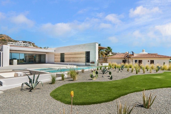 Explore Puerto Los Cabos Homes and Community Guide