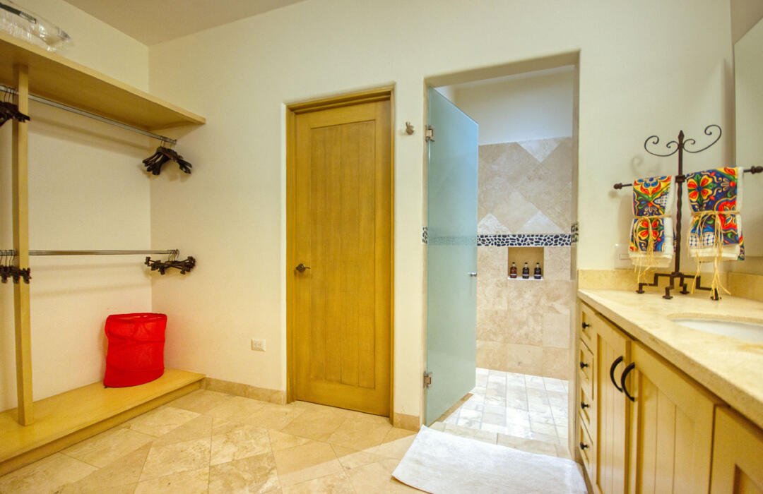 Ventanas Phase 2 Condo, Cabo Corridor, BS